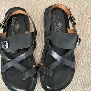 Patricia Nash Leather Sandals great condition